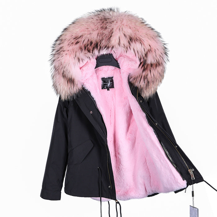 The Short Raccoon Fur Pie Overcomes The Female Waist And Looks Thin